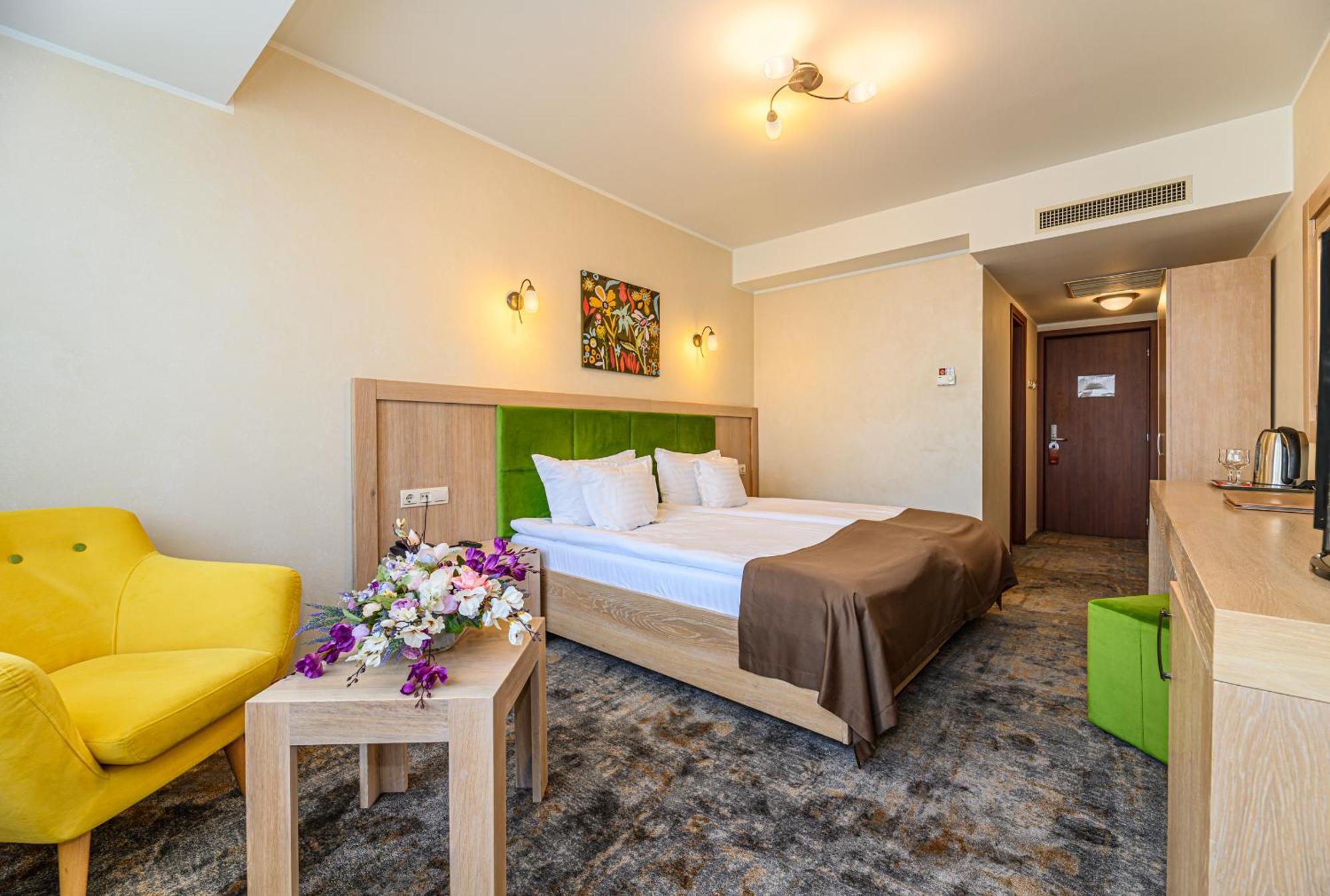 Faleza Hotel By Vega กาลาจิ ภายนอก รูปภาพ